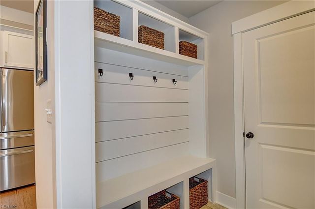 1945 Lemonwood RD, Chesapeake, VA 23323