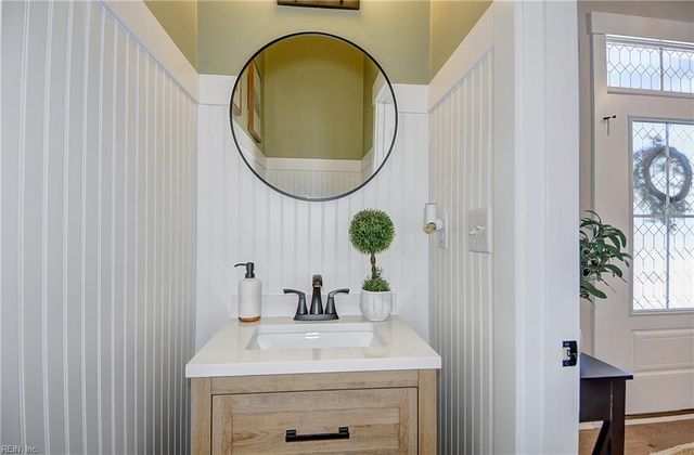 1945 Lemonwood RD, Chesapeake, VA 23323