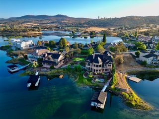 131 Sanguinetti Ct, Copperopolis, CA 95228