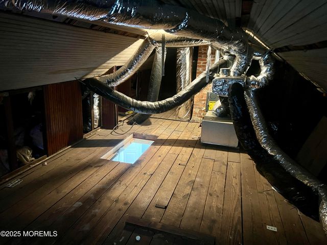 77 Center Avenue, Keansburg, NJ 07734