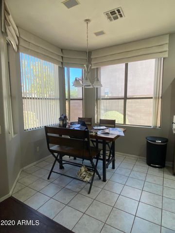 3950 E CODY Avenue, Gilbert, AZ 85234