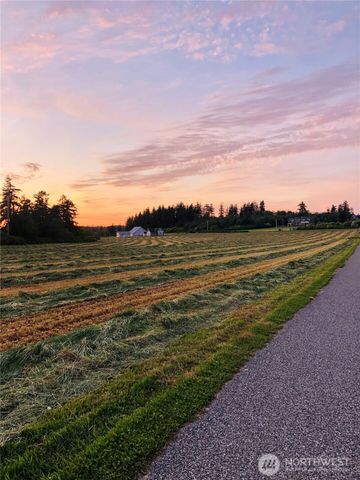 566 Sundin Drive, Camano Island, WA 98282