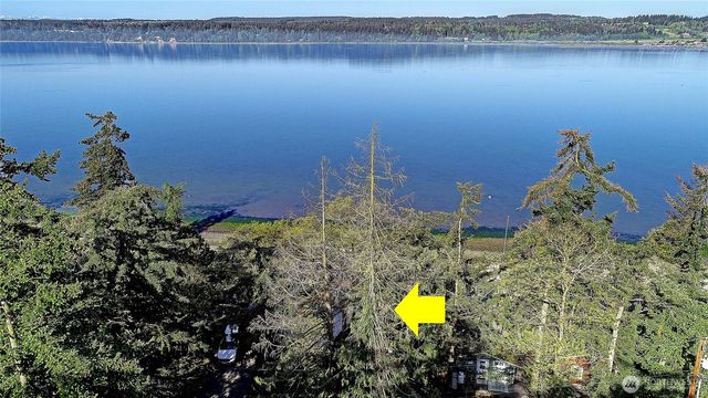 566 Sundin Drive, Camano Island, WA 98282