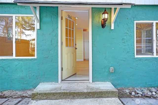 566 Sundin Drive, Camano Island, WA 98282