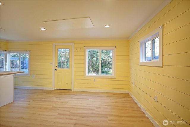 566 Sundin Drive, Camano Island, WA 98282