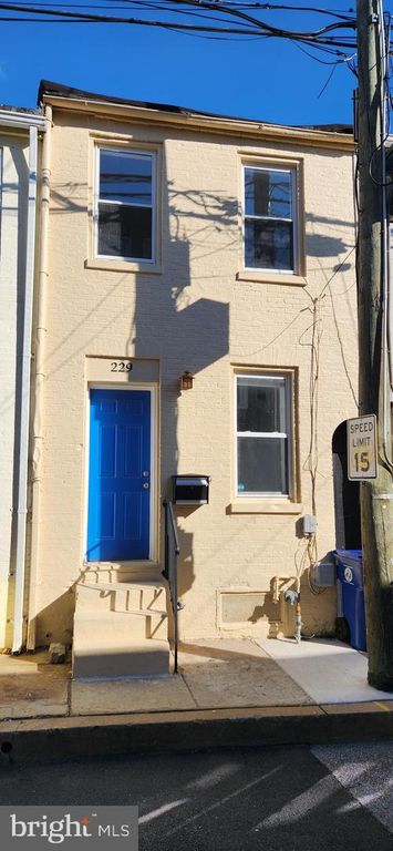229 S DURHAM ST, Baltimore, MD 21231
