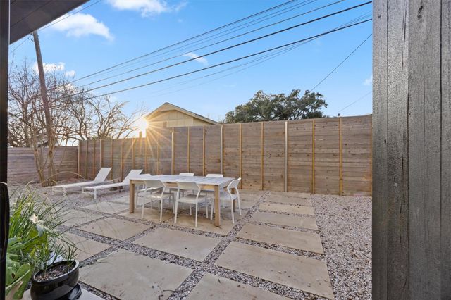 4604 S 2nd ST 2, Austin, TX 78745