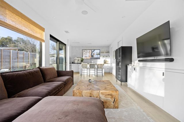 4604 S 2nd ST 2, Austin, TX 78745