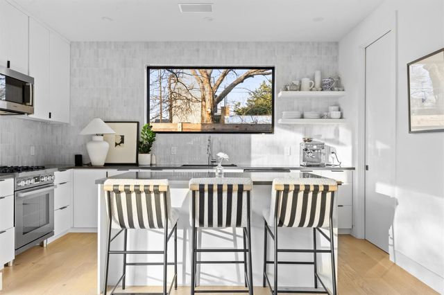 4604 S 2nd ST 2, Austin, TX 78745