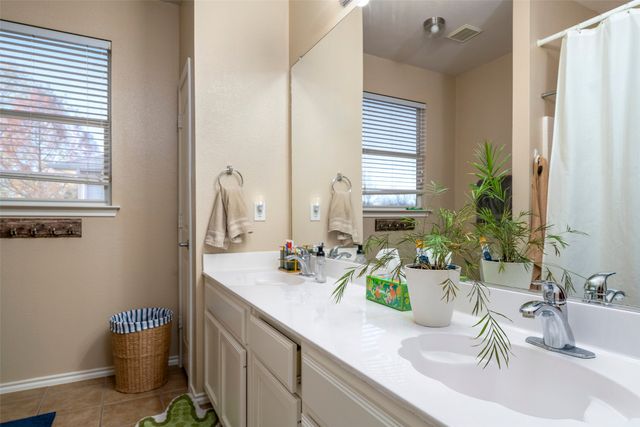 5513 Paloma Court, Fort Worth, TX 76179