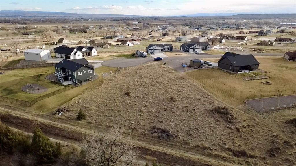 7640 White Pine Circle Circle, Billings, MT 59106 photo 2