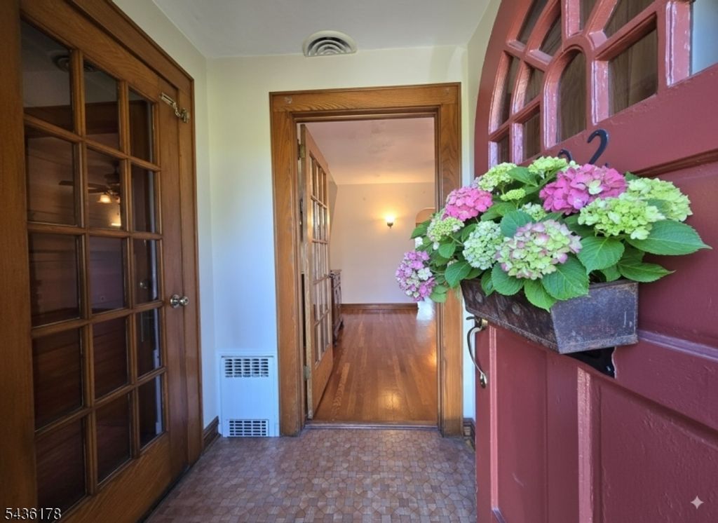 304 Henry St, Hasbrouck Heights Boro, NJ 07604 — photo 4