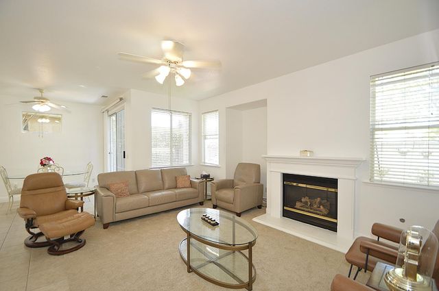 1756 N Holly Avenue, Clovis, CA 93619