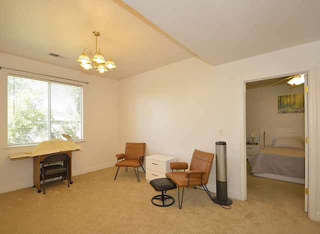 1756 N Holly Avenue, Clovis, CA 93619