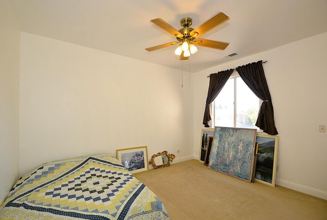 1756 N Holly Avenue, Clovis, CA 93619