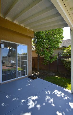 1756 N Holly Avenue, Clovis, CA 93619