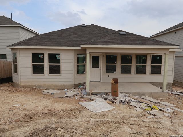 2911 Selhurst Street, Converse, TX 78109