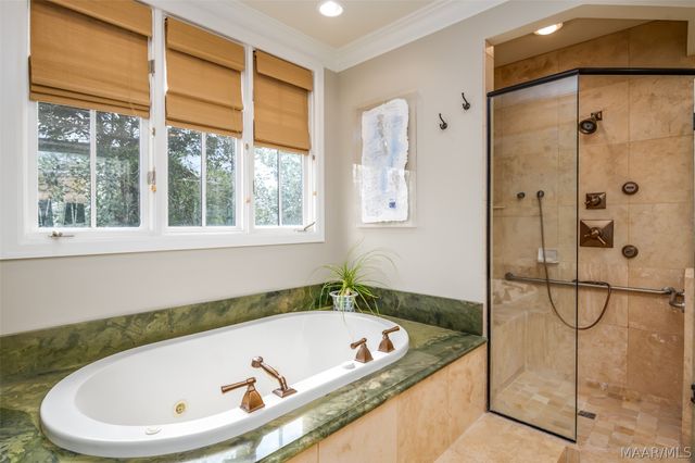 3530 Oak Grove Circle, Montgomery, AL 36116