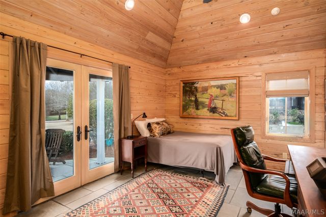 3530 Oak Grove Circle, Montgomery, AL 36116