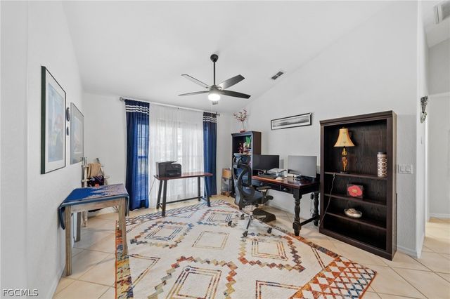 1007 SE 23rd AVE, Cape Coral, FL 33990