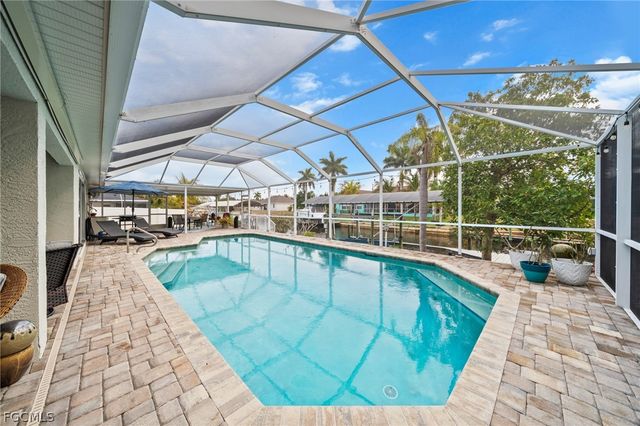 1007 SE 23rd AVE, Cape Coral, FL 33990