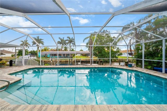 1007 SE 23rd AVE, Cape Coral, FL 33990