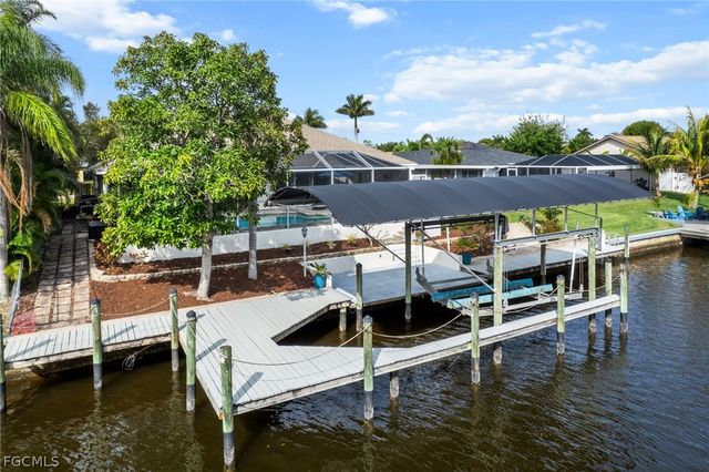 1007 SE 23rd AVE, Cape Coral, FL 33990