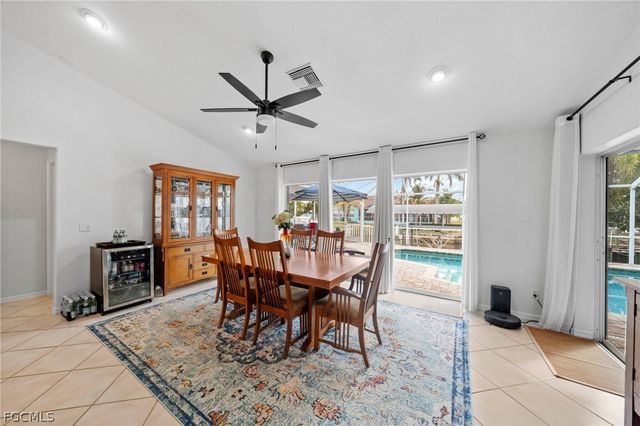 1007 SE 23rd AVE, Cape Coral, FL 33990