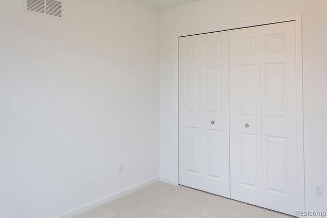 58410 Pembrooke Avenue, New Haven, MI 48048