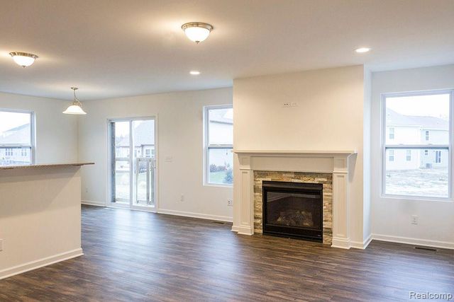 58410 Pembrooke Avenue, New Haven, MI 48048