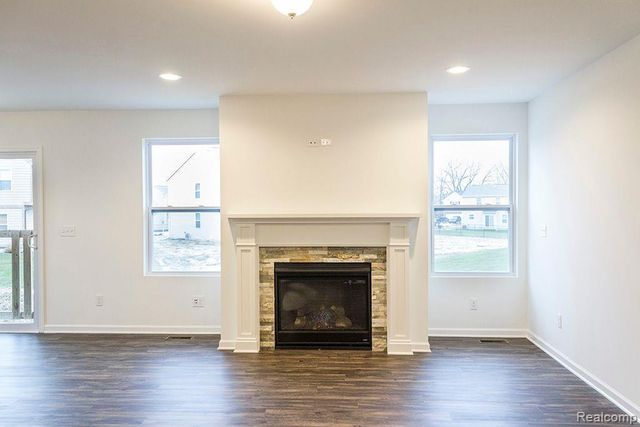 58410 Pembrooke Avenue, New Haven, MI 48048