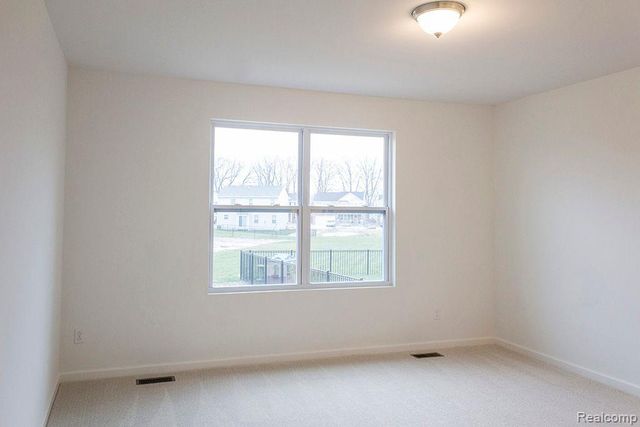 58410 Pembrooke Avenue, New Haven, MI 48048