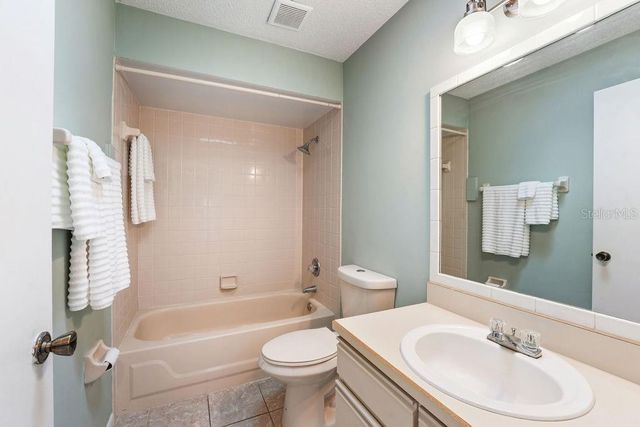 1 LAKE FOREST PLACE, Palm Coast, FL 32137