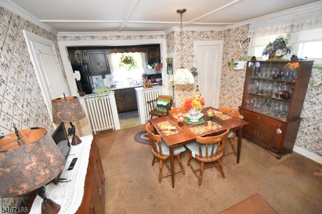 110 Lewis St, Phillipsburg Town, NJ 08865 — photo 5