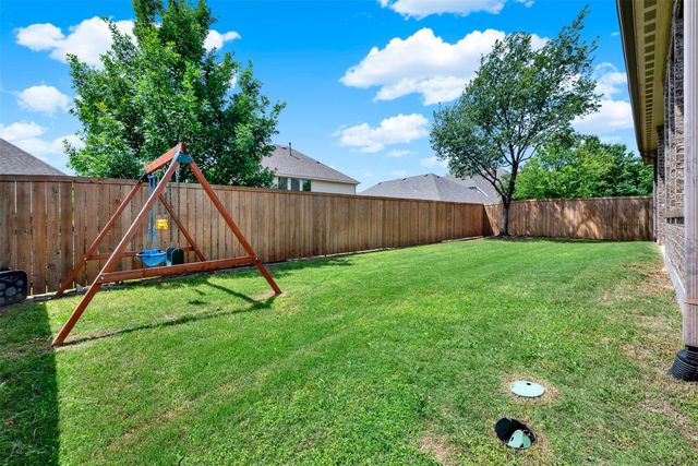 917 Llano Falls Drive, Mckinney, TX 75071