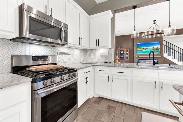 917 Llano Falls Drive, Mckinney, TX 75071