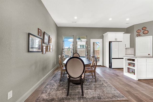 917 Llano Falls Drive, Mckinney, TX 75071