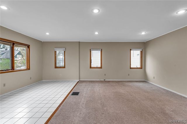 79 Lind Avenue, West Seneca, NY 14224