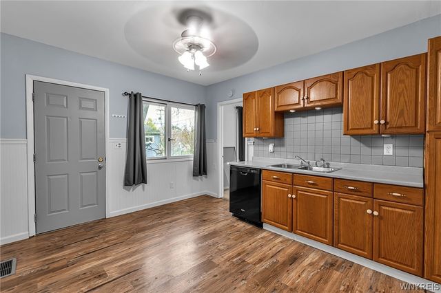 79 Lind Avenue, West Seneca, NY 14224