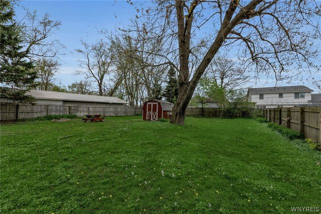 79 Lind Avenue, West Seneca, NY 14224