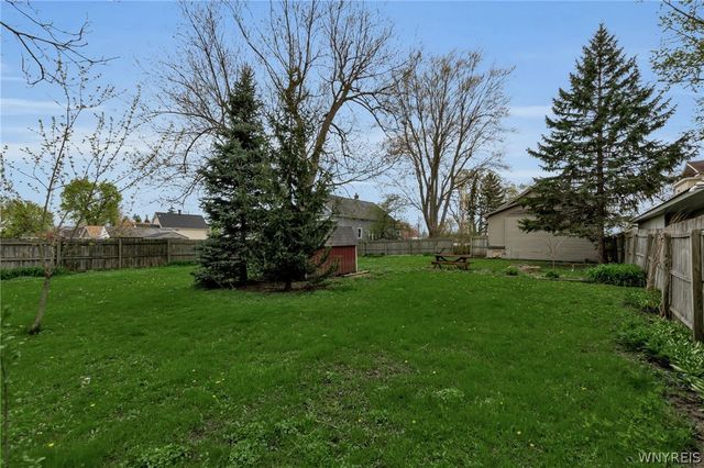 79 Lind Avenue, West Seneca, NY 14224