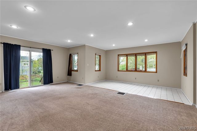 79 Lind Avenue, West Seneca, NY 14224