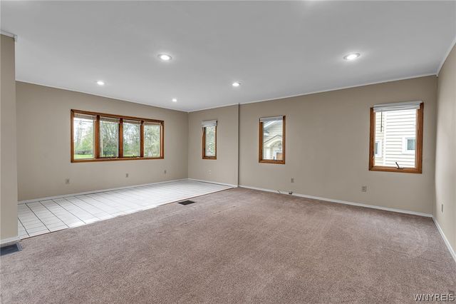 79 Lind Avenue, West Seneca, NY 14224