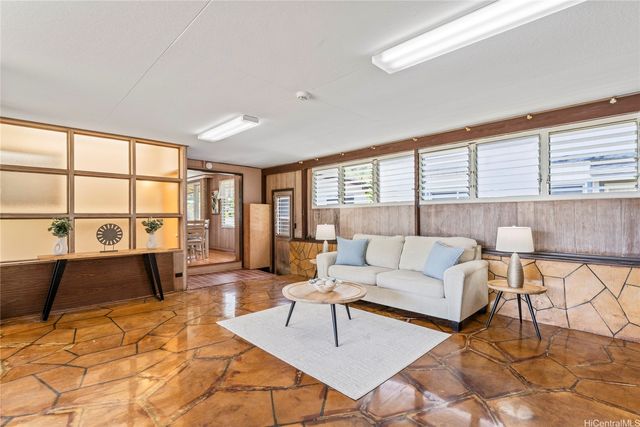 1553 Mahiole Street, Honolulu, HI 96819