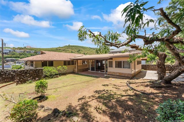 1553 Mahiole Street, Honolulu, HI 96819