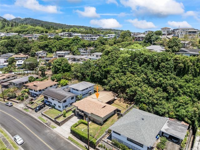 1553 Mahiole Street, Honolulu, HI 96819