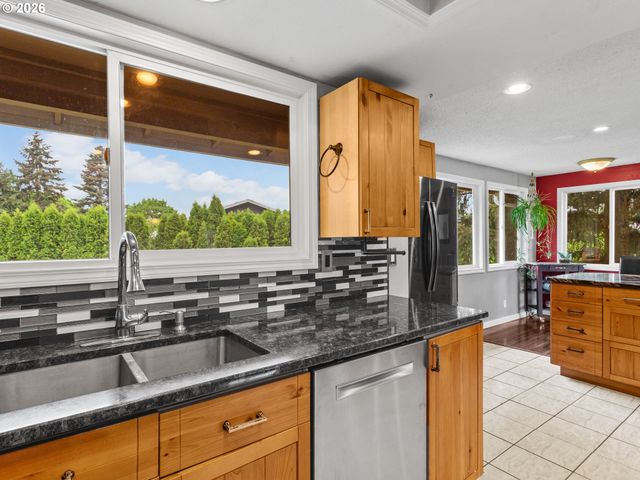 12910 Ne 31ST St, Vancouver, WA 98682