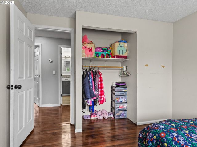 12910 Ne 31ST St, Vancouver, WA 98682