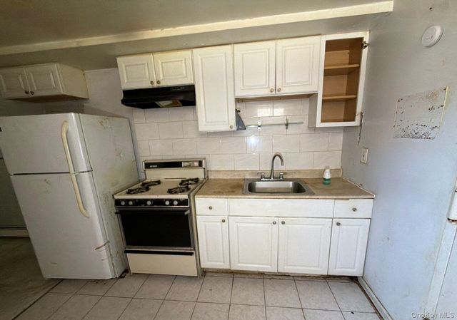 142-16 116th Avenue, Jamaica, NY 11436