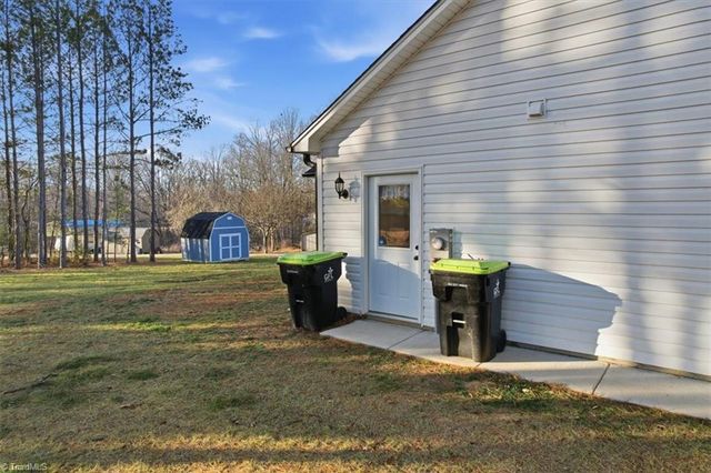 623 Arvil Hunt Road, Lexington, NC 27295